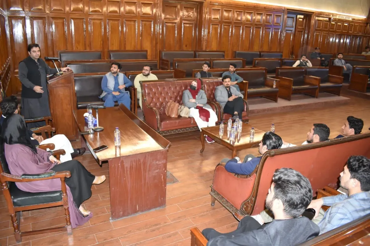 Zaviah students during the educational visit to the Khyber Pakhtunkhwa Assembly in Peshawar, photo 5 of 19