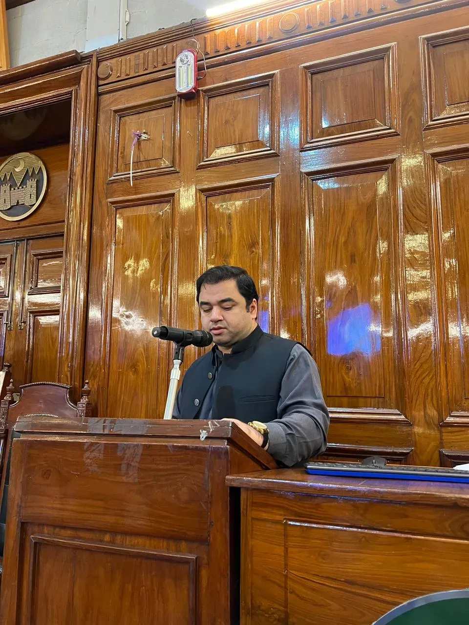 Zaviah students during the educational visit to the Khyber Pakhtunkhwa Assembly in Peshawar, photo 7 of 19