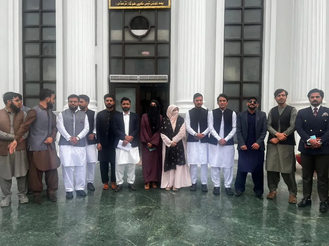 Zaviah students during the educational visit to the Khyber Pakhtunkhwa Assembly in Peshawar, photo 6 of 19